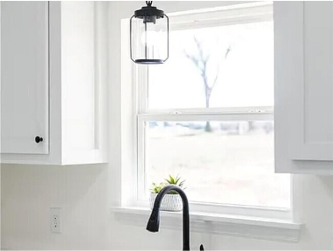 Building Photo - 2291 County Rd 1324