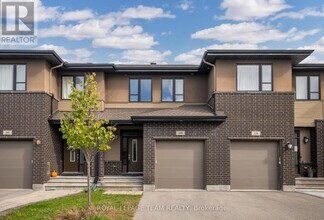 Building Photo - 338 Nonius St