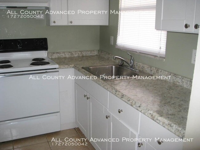 Foto del edificio - 2045 Alpine Rd