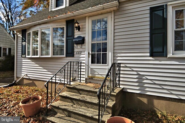 Foto del edificio - 660 Osborne Ave