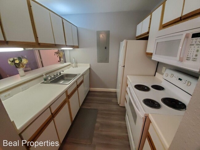 Building Photo - 4 br, 4 bath House - 523 # 102 Southwest P...