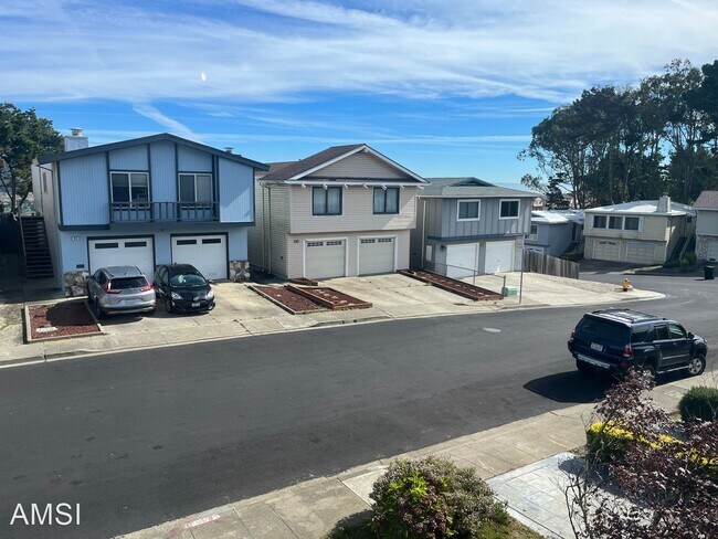 Building Photo - 3 br, 2 bath House - 90 Parnell Ave