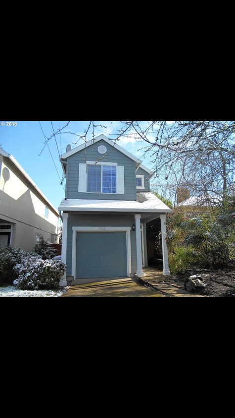 Primary Photo - 4322 NE 76th Ave