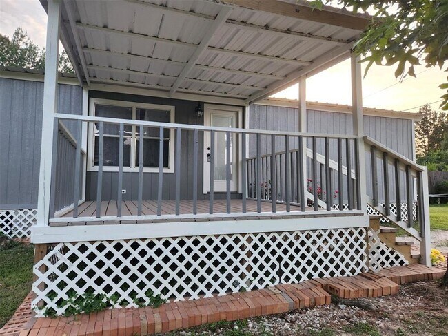 Foto del edificio - 238 County Rd 3415