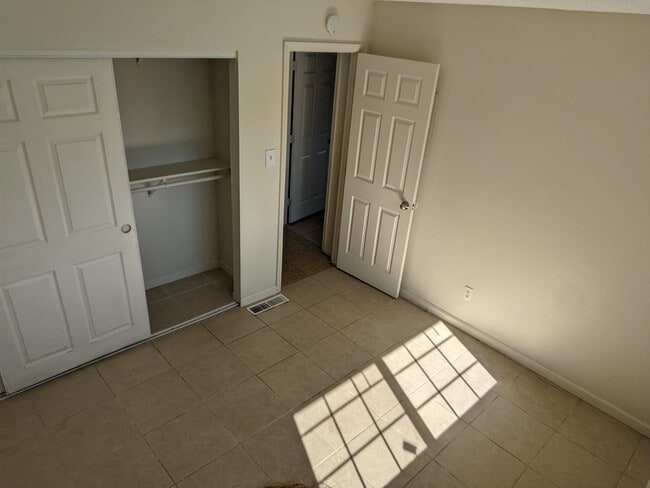 Building Photo - 2800 Norcade Cir