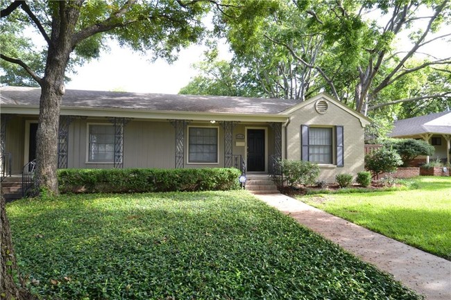 Building Photo - 6529 Del Norte Ln