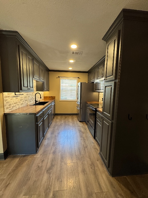 Foto del edificio - 129 Beechwood Cir