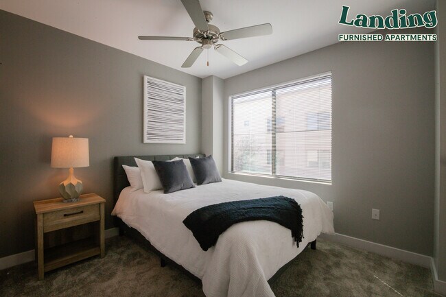 Foto del edificio - 2625 E Camelback Rd