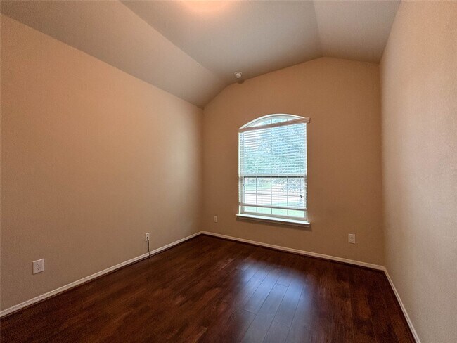 Foto del edificio - 3407 Daniel Falls Ln