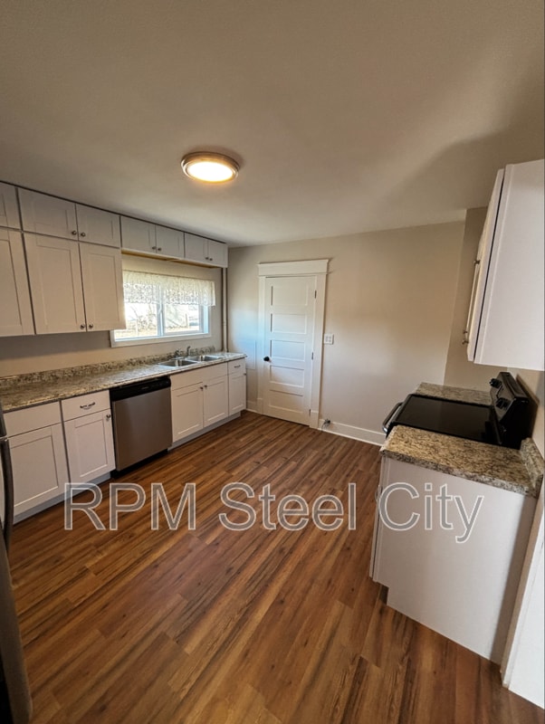 Foto del edificio - 1938 E 6th St