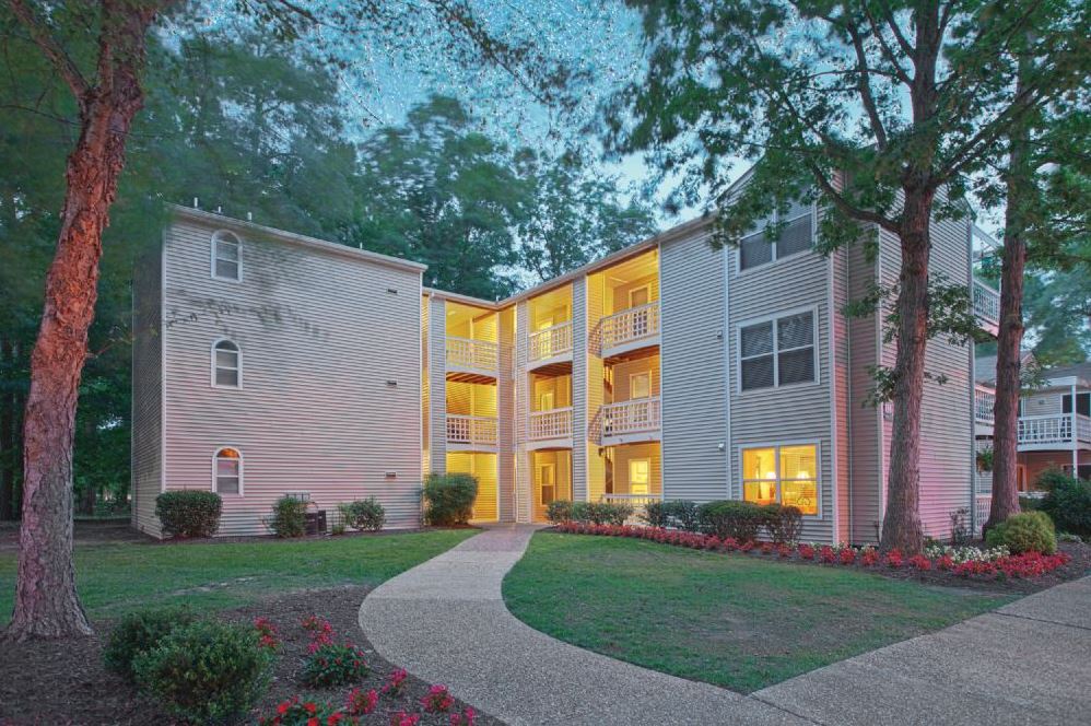 One Central Apartments in Newport News, VA