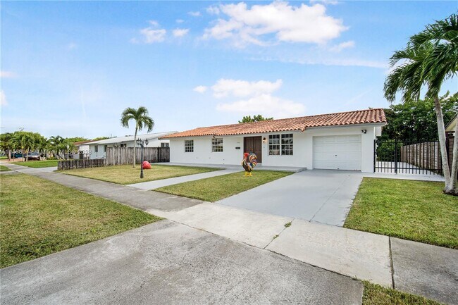 Building Photo - 7950 SW 34th St