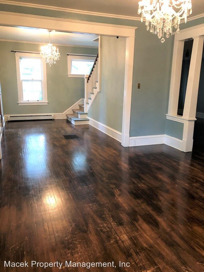 Foto del edificio - 4 br, 2 bath House - 1026 5th Ave North