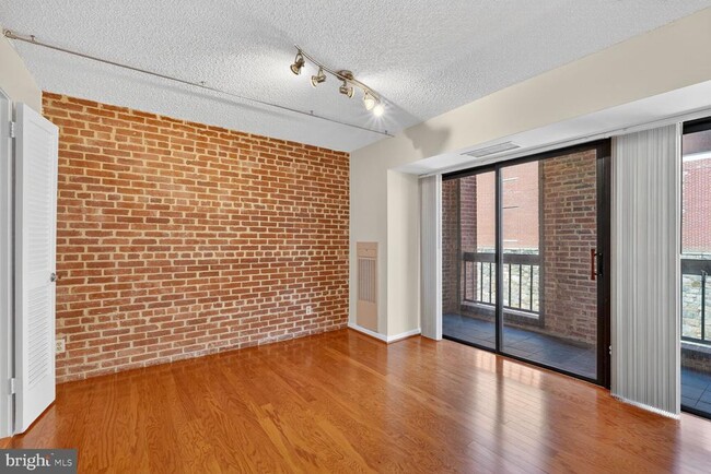 Building Photo - 3225 Grace St NW
