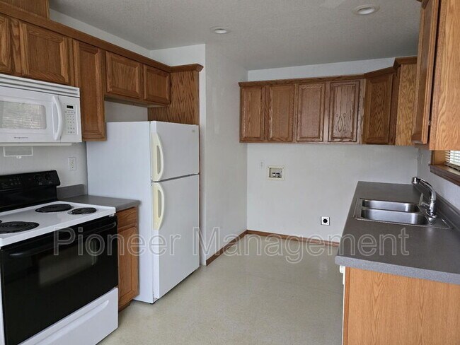 Foto del edificio - 1214 SE Overlook Ave
