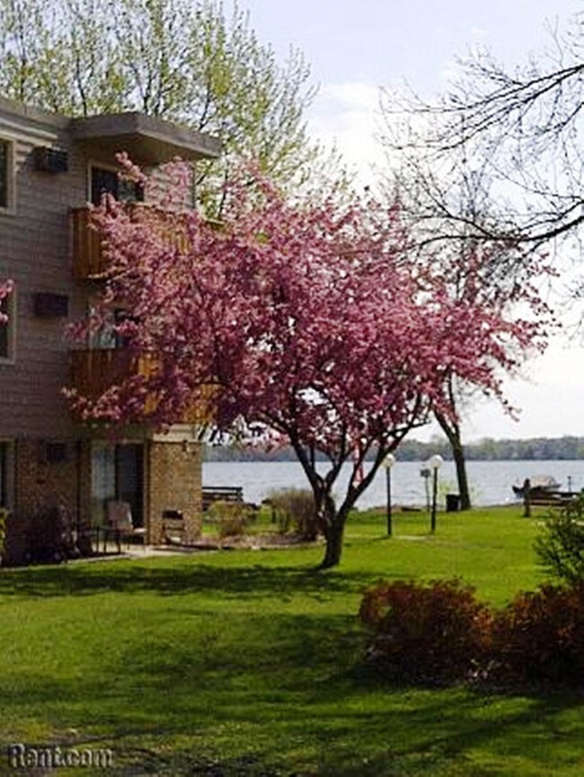 Foto del edificio - Forest Lake NorthShore Apartments LLC (1167)