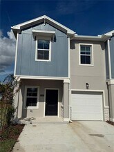 Building Photo - 2747 Skyline Lp