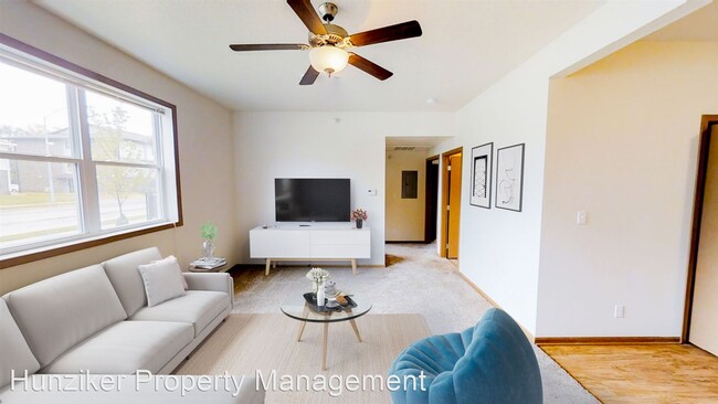 Building Photo - 2 br, 2 bath Apartment - 140 N. Hyland 140...