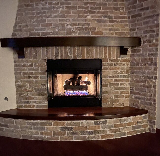Building Photo - 17761 Quintana Ln