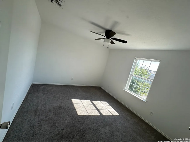 Building Photo - 14223 Laurel Br