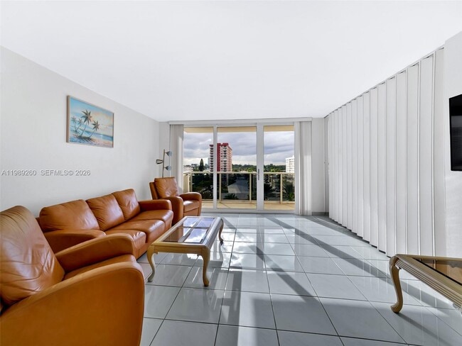 Foto del edificio - 3140 S Ocean Dr