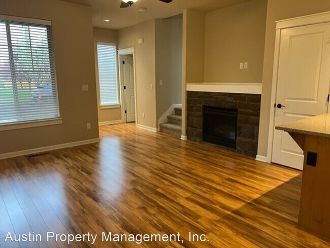 Building Photo - 3 br, 2.5 bath House - 20773 NE Comet Lane