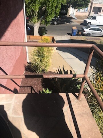 Foto del edificio - 1319 S Mansfield Ave