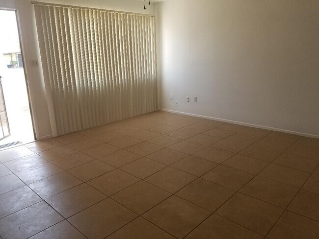 Foto del edificio - Ready to move in 3 bed/2 bath