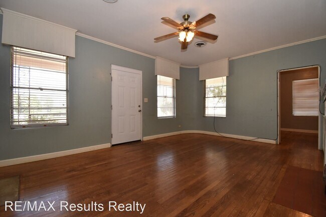 Building Photo - 4 br, 2 bath House - 807 Cooktown Rd
