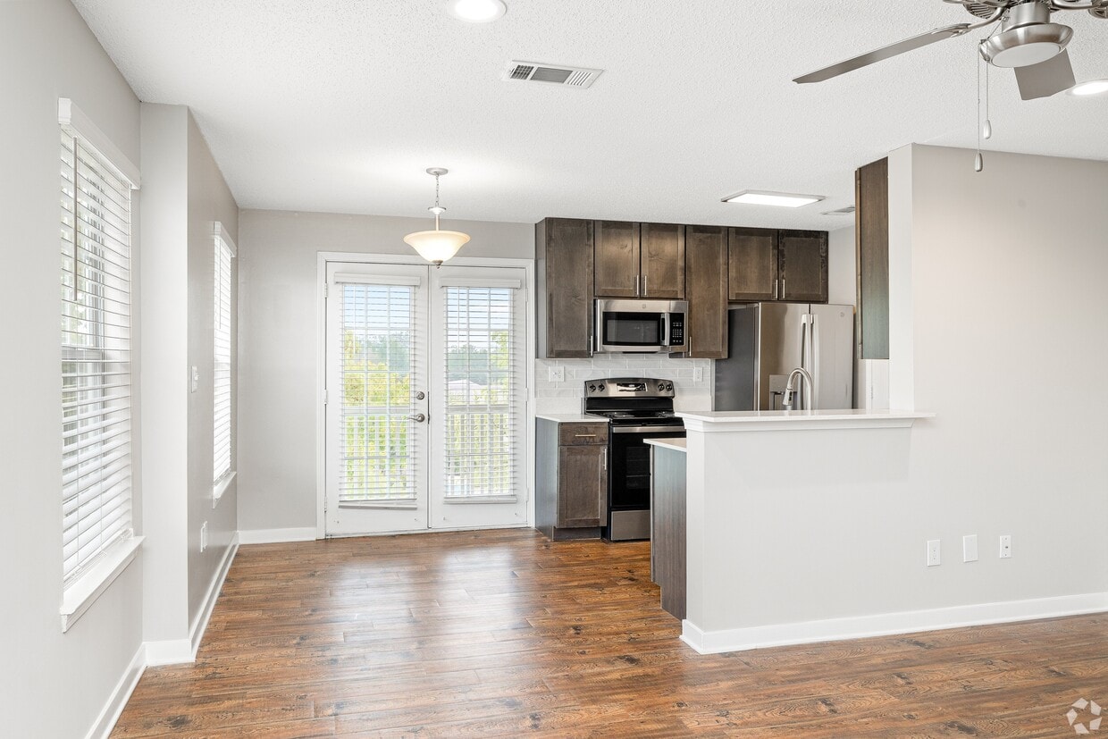 Photo - Reserve at Park Place Apartment Homes
