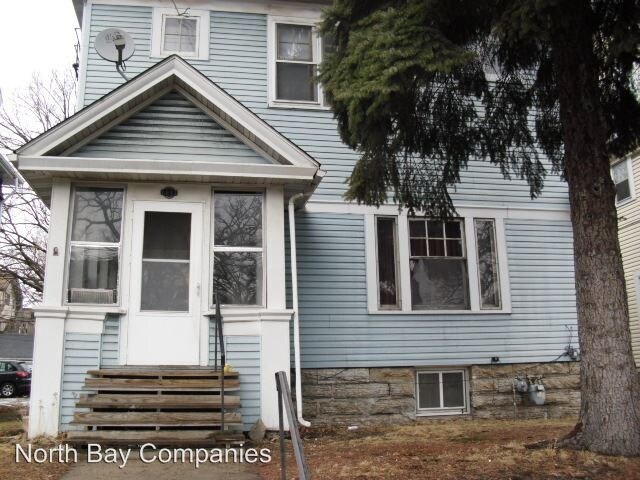 Building Photo - 1111 4th St SE