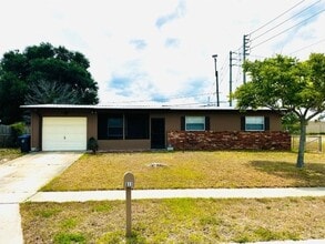 Building Photo - 610 Eloise Ave
