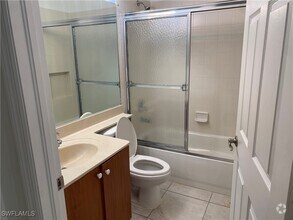 Building Photo - 15270 Summit Pl Cir