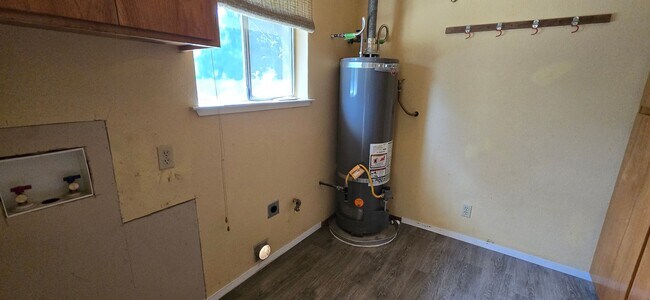 Foto del edificio - 2 bedroom home in Grass Valley