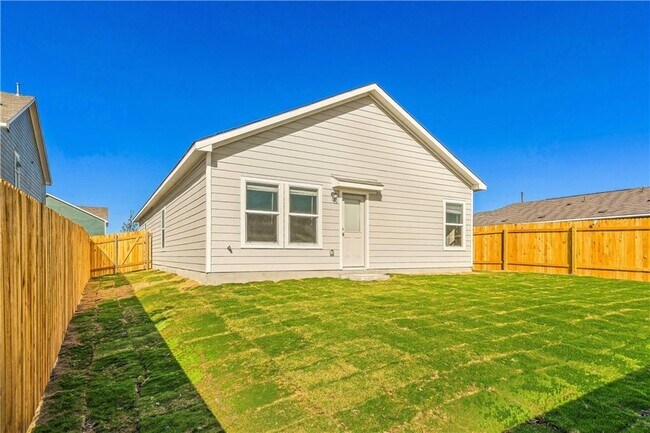 Building Photo - 5912 Eden Dr