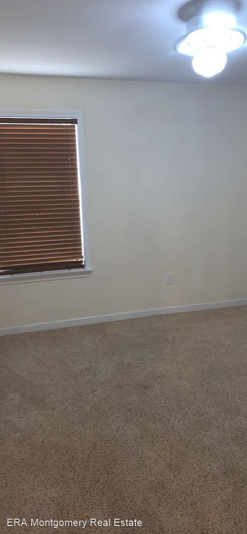 Building Photo - 3 br, 2 bath House - 2409 Jackson