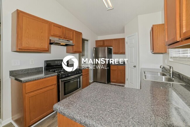 Foto del edificio - 3 Bedroom Pet-Friendly Home in CORRYTON, T...