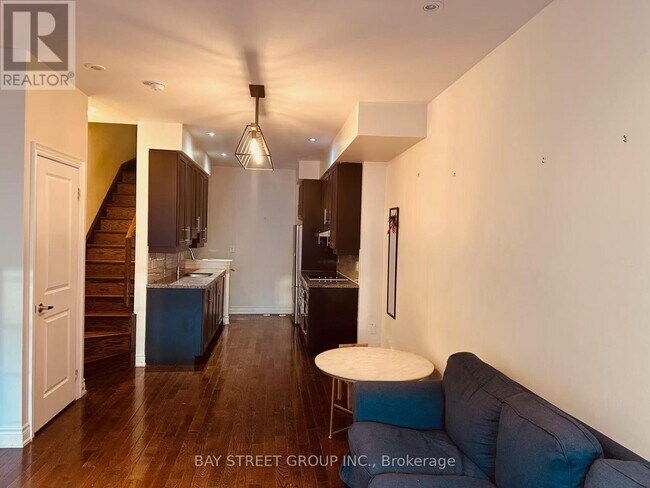 Photo du bâtiment - 51 Hargrave Ln