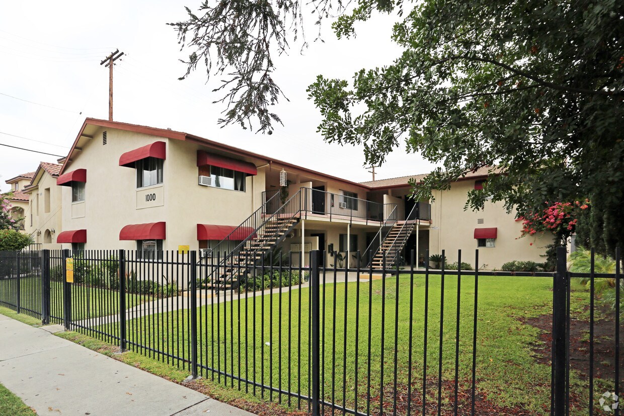 Primary Photo - 1000 S Highland Ave