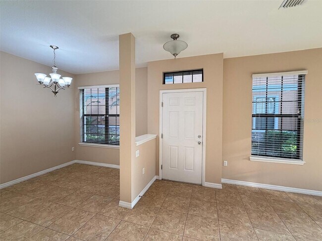 Building Photo - 5722 Kinglethill Dr