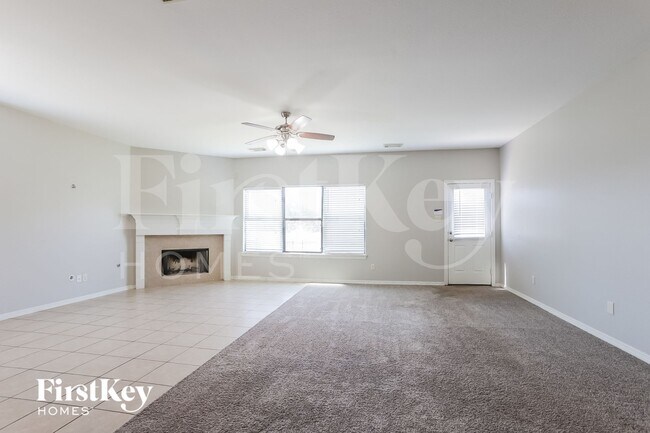 Foto del edificio - 8015 N Tarrytown Crossing Dr