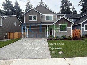 Building Photo - 3508 183 St Ct E