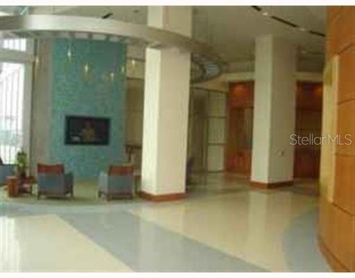 Building Photo - 777 N Ashley Dr