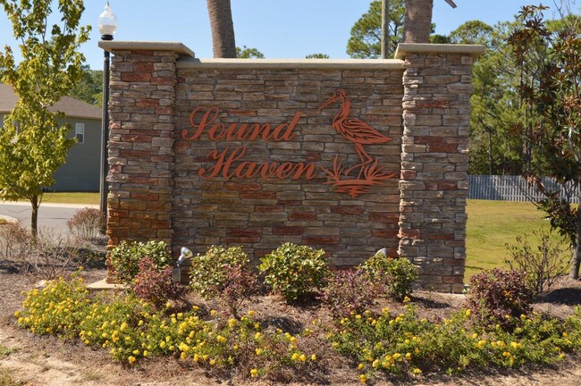 Building Photo - 1743 Sound Haven Ct
