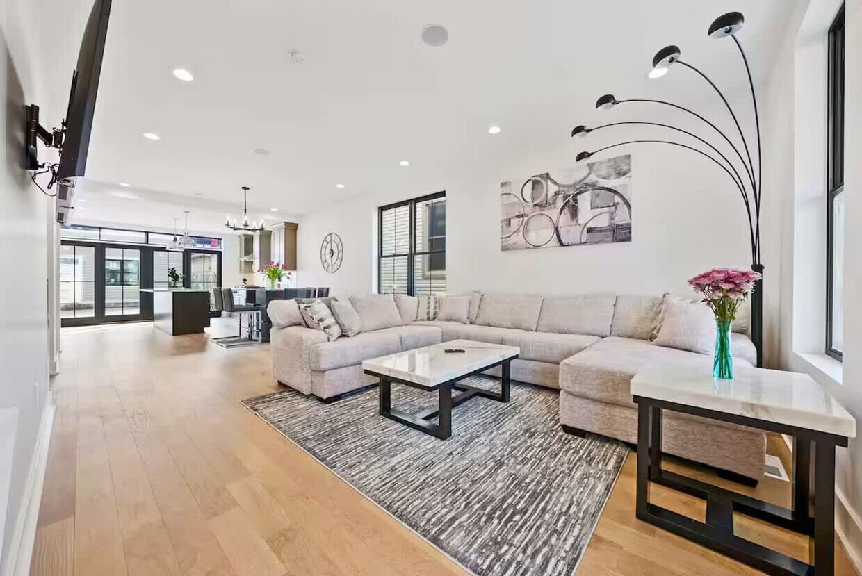 Foto principal - 994 N 6th St