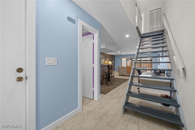 Foto del edificio - 833 Meadowland Dr
