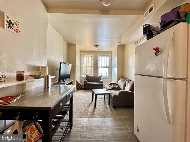 Foto del edificio - 1429 W Norris St