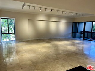 Foto del edificio - 10445 Wilshire Blvd