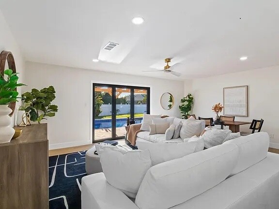 Foto del edificio - 3910 Anastasia St