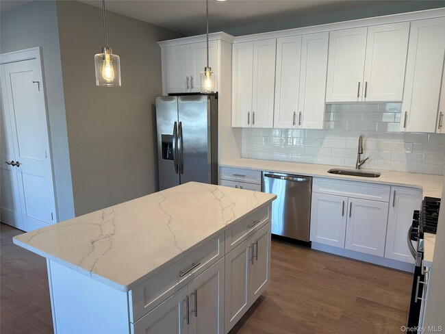 Foto del edificio - 400 Oak St